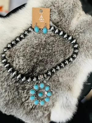 Faux Turquoise and Navajo Pearl Concho Necklace Set