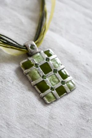 Green hemp   ribbon necklace