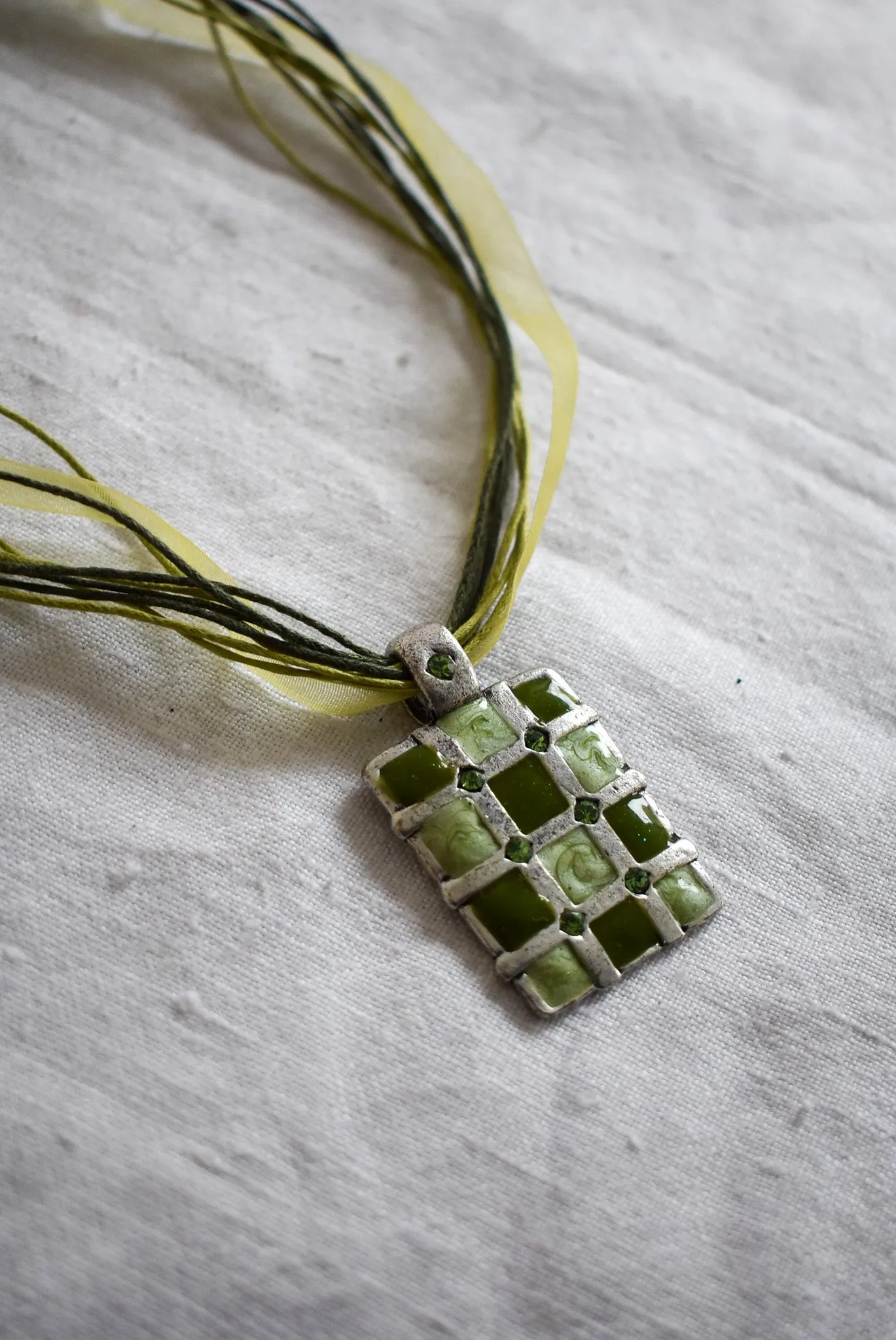 Green hemp   ribbon necklace