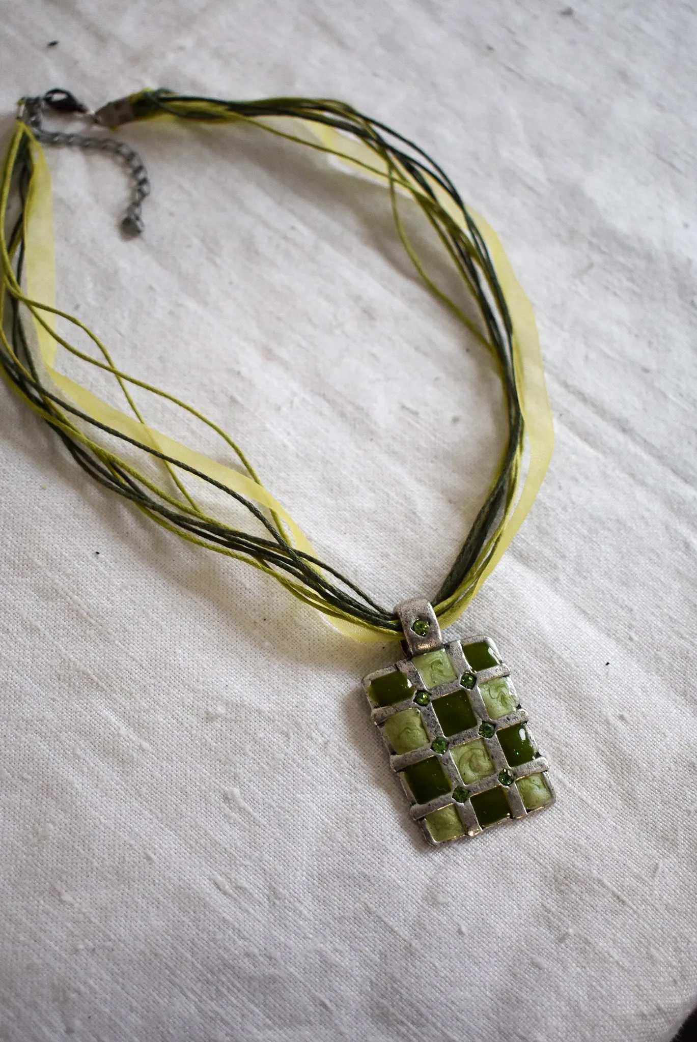 Green hemp   ribbon necklace