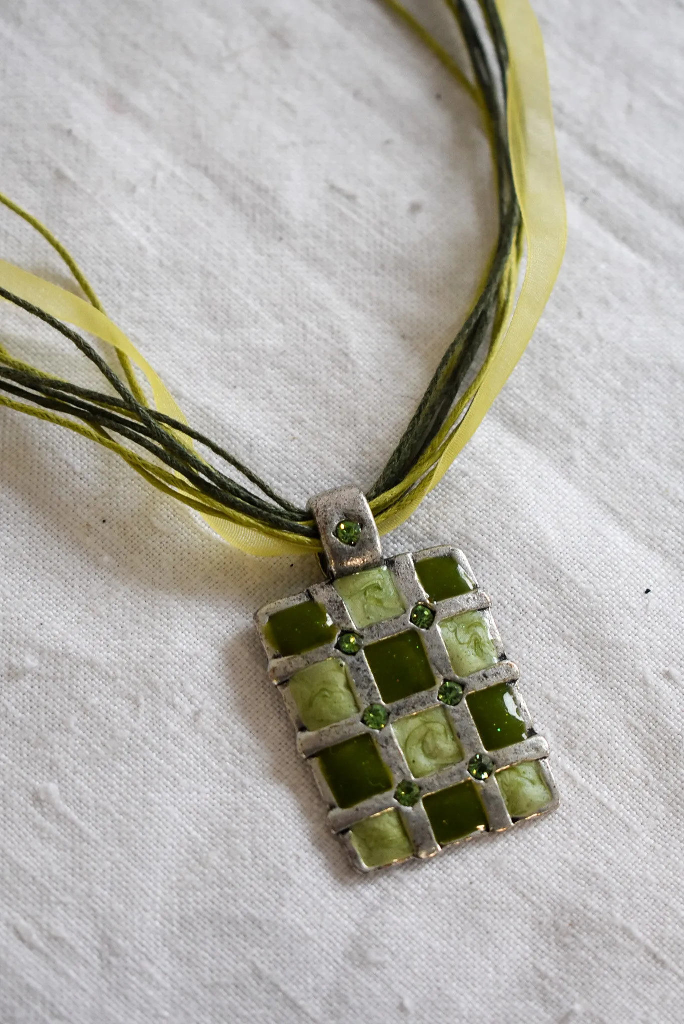 Green hemp   ribbon necklace