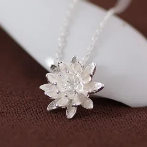 Sterling Silver Lotus Pendant Necklace: A Delicate Symbol of Enlightenment